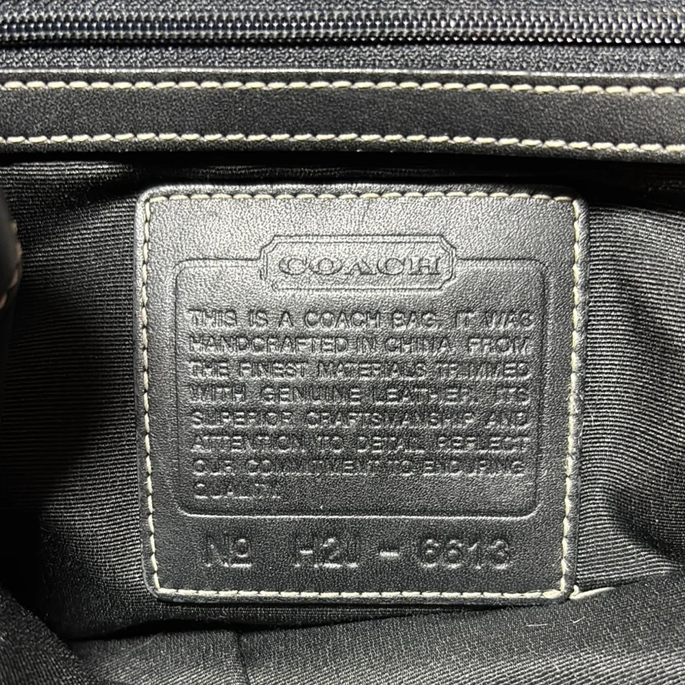Coach Black Grey Signature Backpack 8”Lx10”Hx4.75W Silver Metal Clip GUC 2002 - Picture 11 of 17